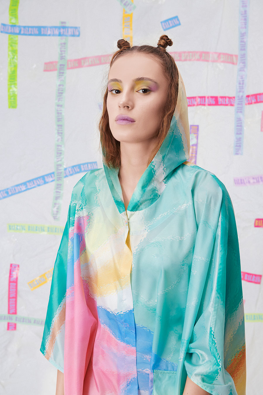 DREAM A LITTLE DREAM RAINCOAT LOOK O1